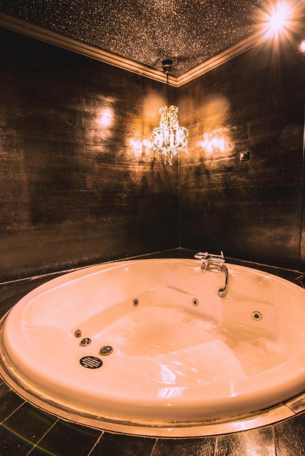 Ruby Rooms Kifisia - Adults Only Atenas Exterior foto
